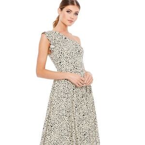 Mac Duggal Dress animal print size 6